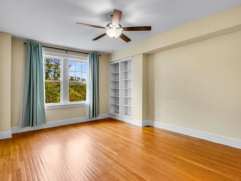 198 Ponce De Leon Ave NE #D7 — Photo 9