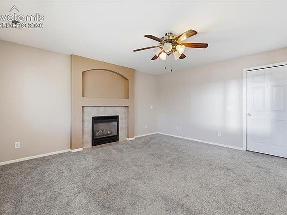 3rd image of 9565 Yukon Way