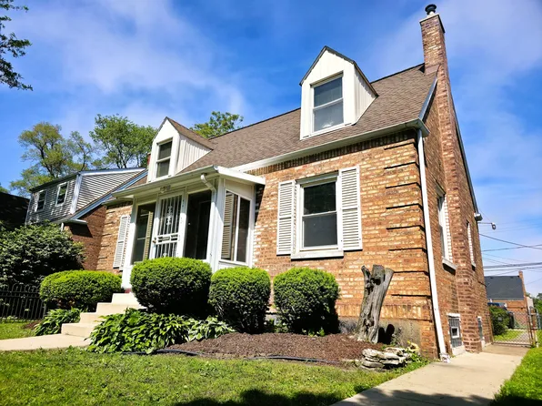 10055 S Oglesby Ave, Chicago, IL 60617