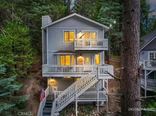 804 Sierra Vista Dr, Twin Peaks, CA 92391