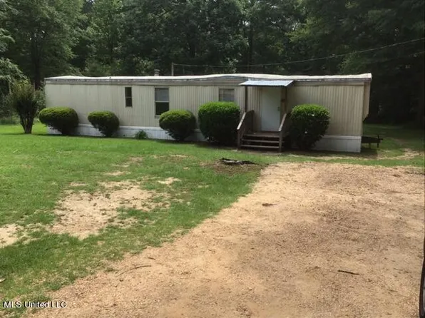 166 Tazan Ave, Florence, MS 39073