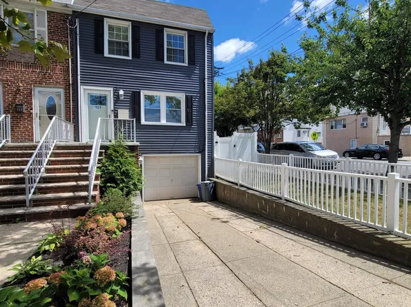 151 W 27th St, Bayonne, NJ 07002