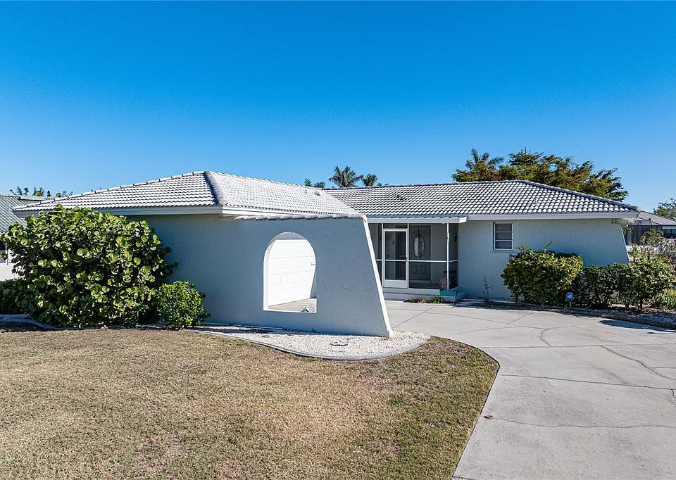 1st image of 88 Sabal Dr
