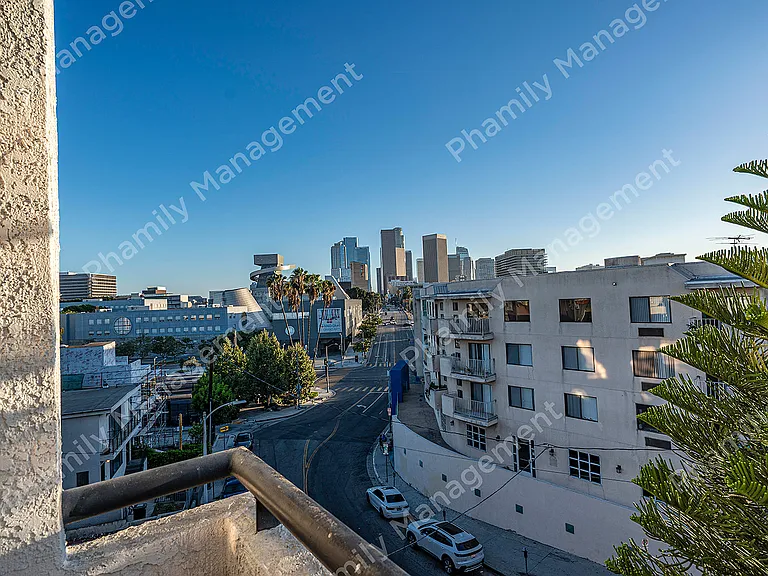 630 N Grand Ave #404 — Photo 11