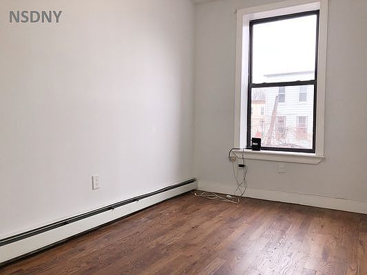 3rd image of 818 Macdonough St #2F