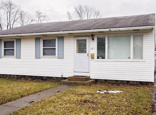 3427 Carpenter St, Steger, IL 60475