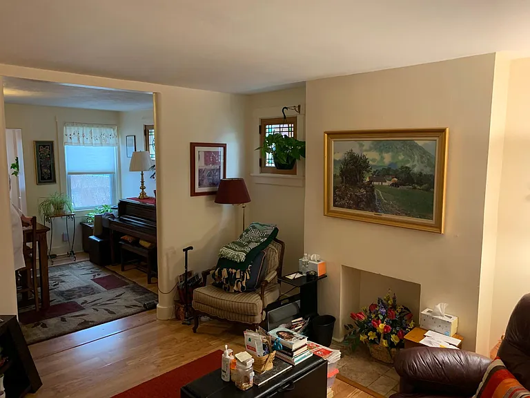 1666 Chislett St — Photo 2
