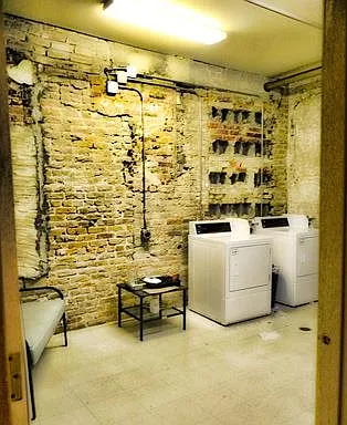 425 Schatzel St #P — Photo 7