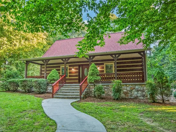 486 Calahaln Rd, Mocksville, NC 27028