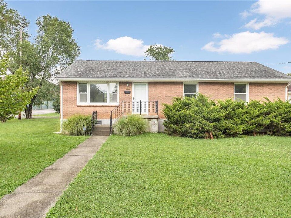 1st image of 804 Florida St