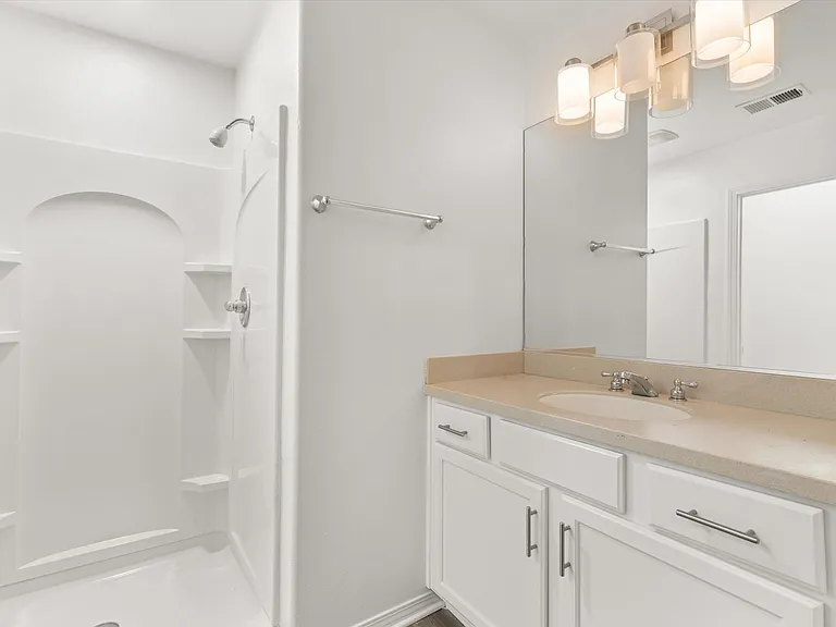 Lighthouse Townhomes — Photo 14