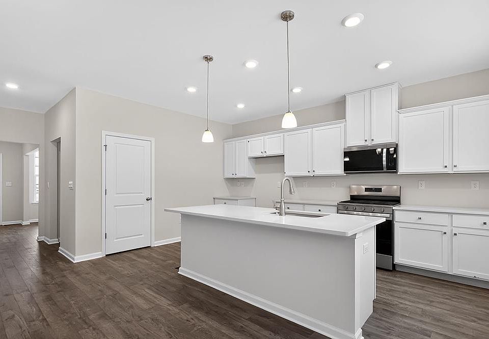 1st image of 32 Georgetown