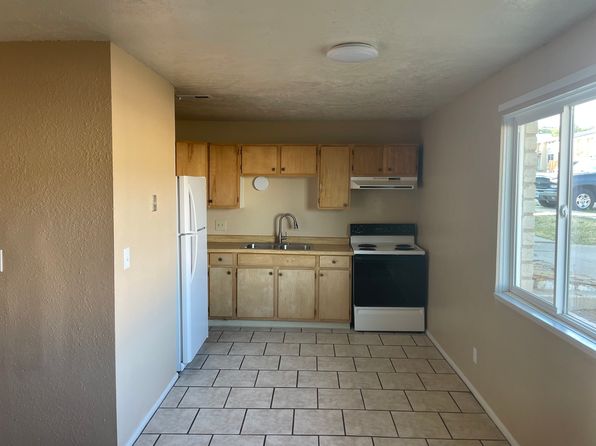 114 Lilac Way #A