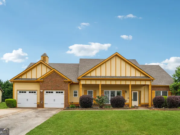 722 Stratford Ln, Winder, GA 30680