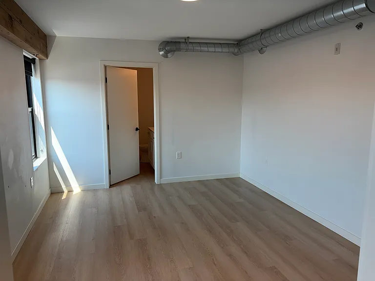 Ben Franklin Flats — Photo 10