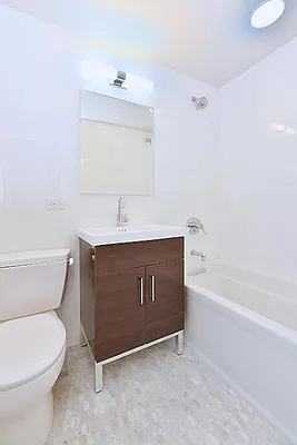 Sold by R New York | media 5