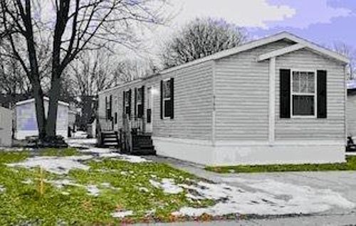 2nd image of 6190 E Kippen Dr SE