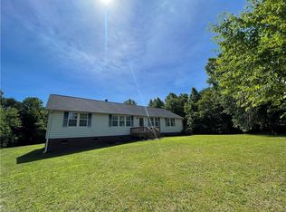 1060 Laredo Dr, Madison, NC 27025