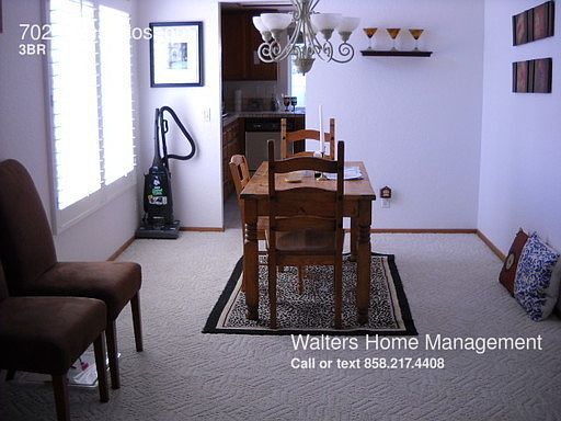 5th image of 702 Lotus Blossom St
