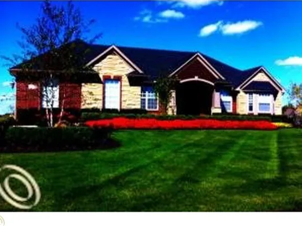 54884 Grenelefe Cir W, South Lyon, MI 48178