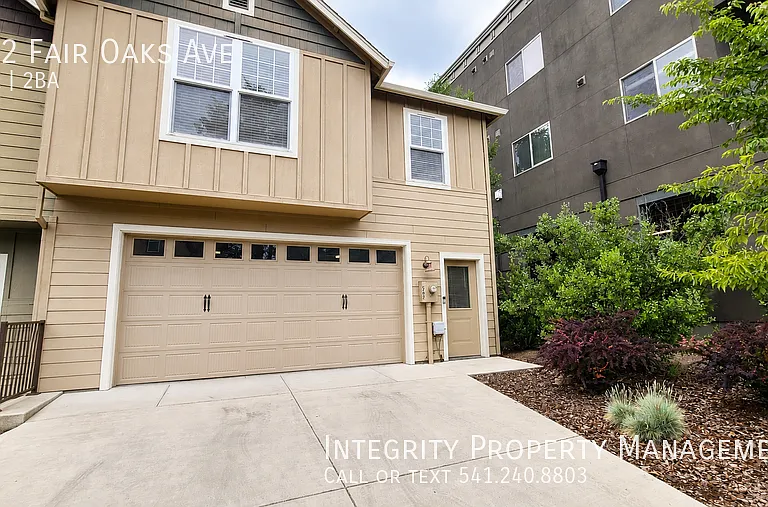 562 Fair Oaks Ave — Photo 24