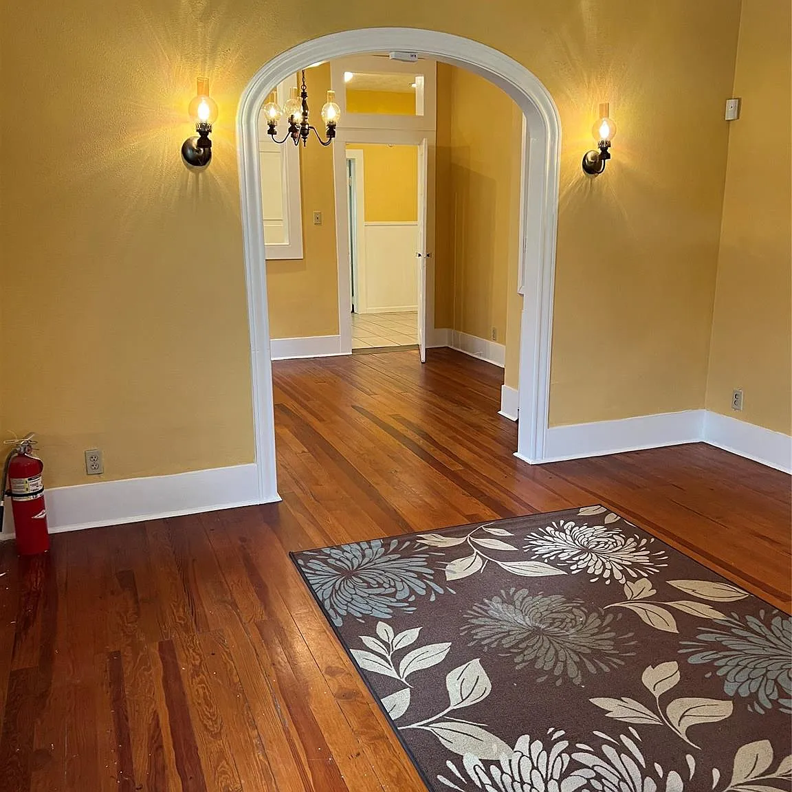 3 bed, 2.0 bath, 1288 sqft, $1,650 — Photo 3
