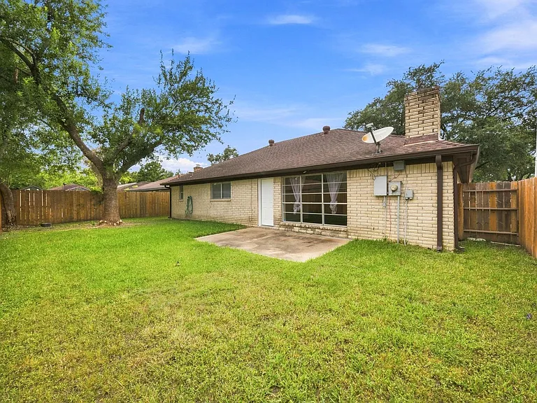 16611 Ben Ledi Dr — Photo 20