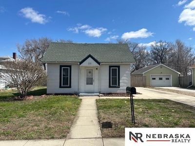 20 S Logan St, Fremont, NE, 68025