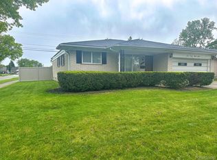 6159 Cambridge St, Dearborn Heights, MI 48127