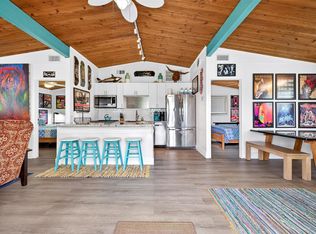 4019 Jackson Dr, Galveston, TX 77554