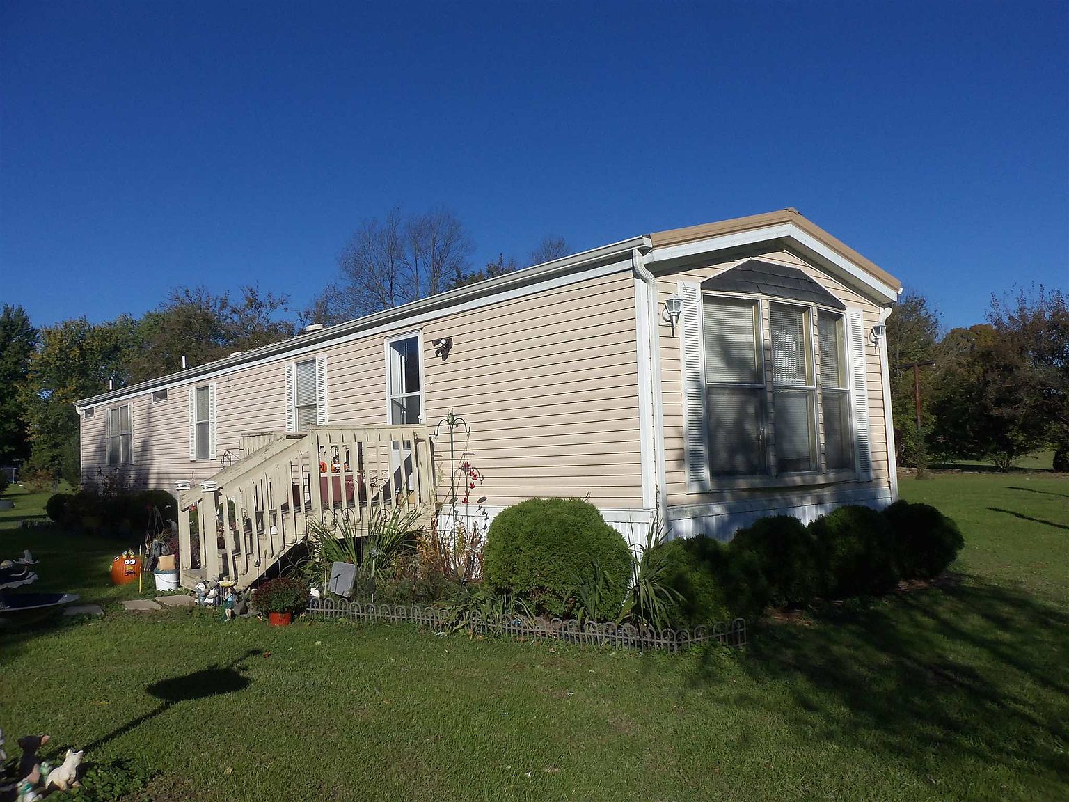 312 Campbell St, Corunna, IN 46730 Zillow