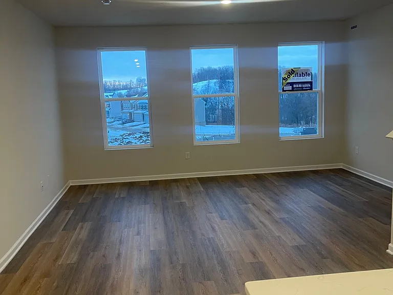 173 Sweetwater Dr — Photo 5