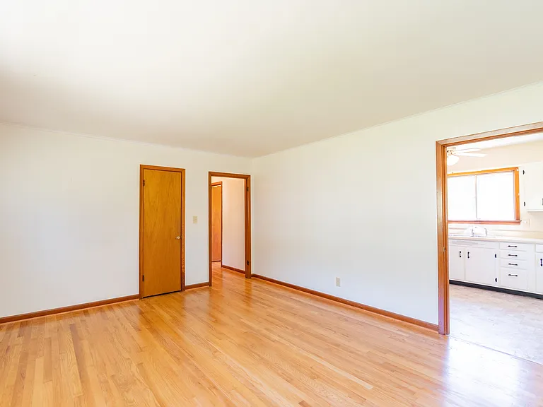 1214 Echo Dr — Photo 25