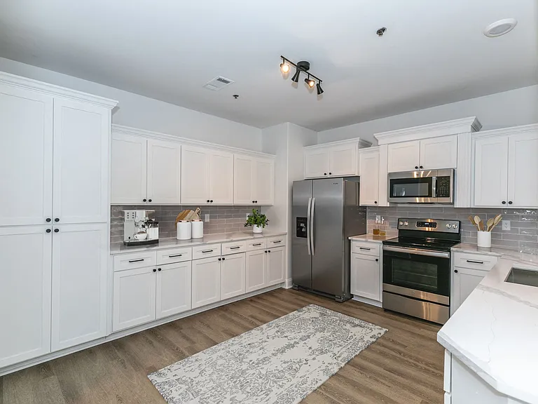 150 The Preserve Dr — Photo 9