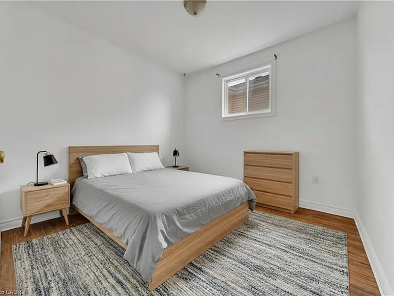 347 Keewatin Ave #MAIN LEVEL — Photo 15