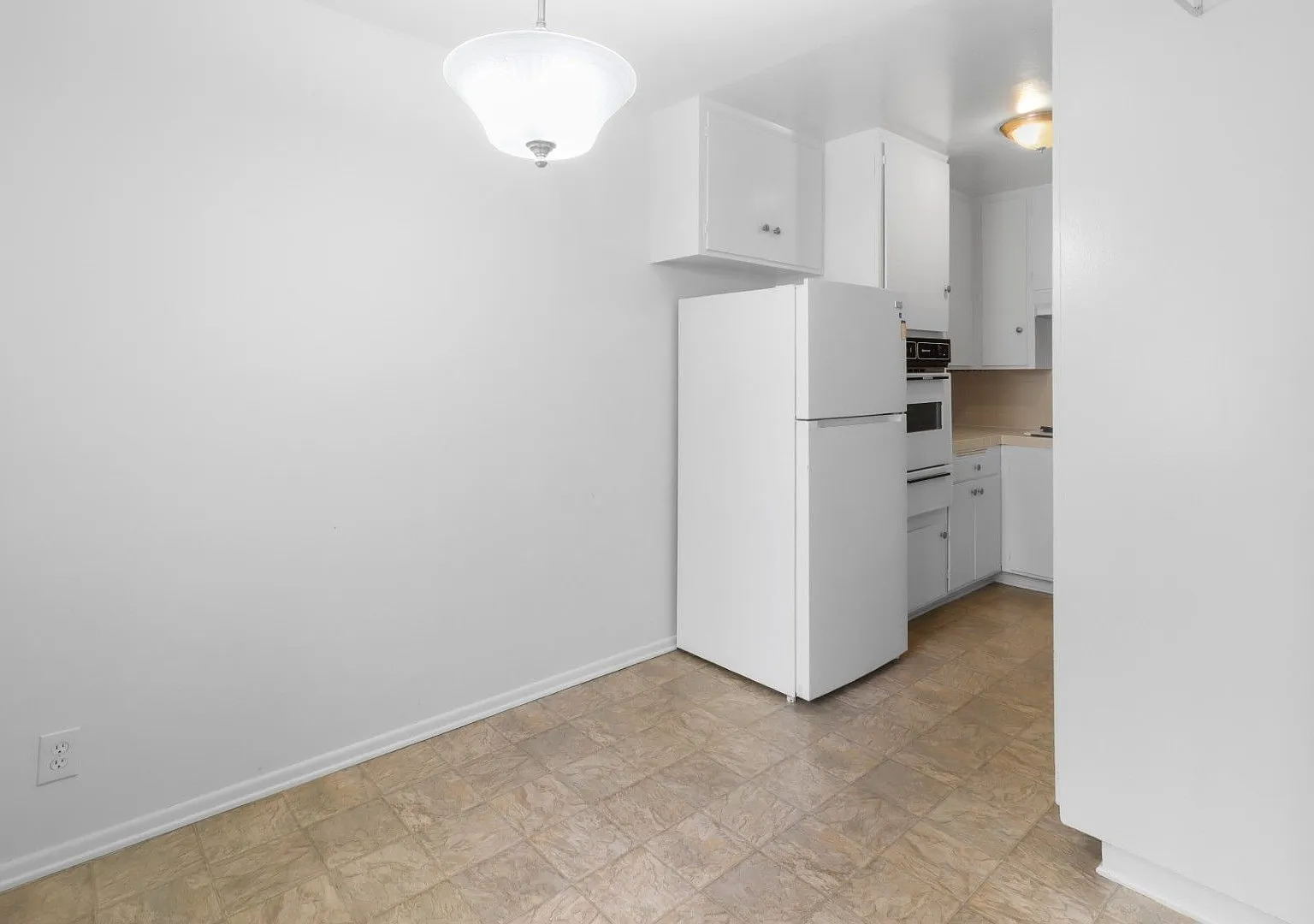 3709 Midvale Ave — Photo 4