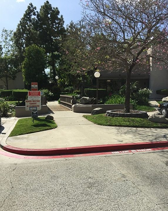 1st image of 1366 Cabrillo Park Dr APT A