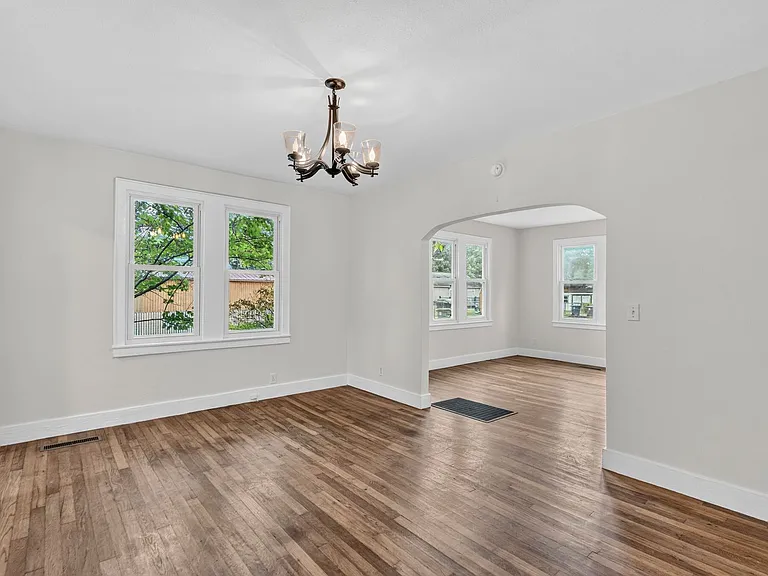 4600 Biltmore Ave — Photo 21
