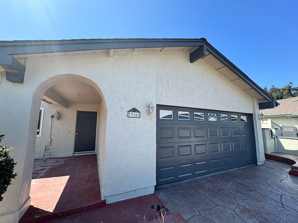 1st image of 916 Avenida Ysidora