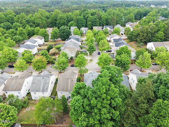 4th image of 152 Trayesan Dr