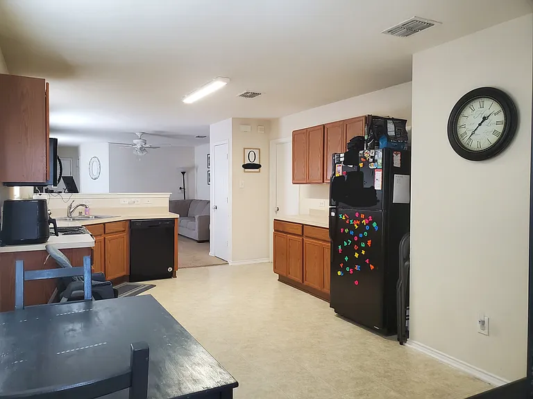 8864 Valley River Dr — Photo 5