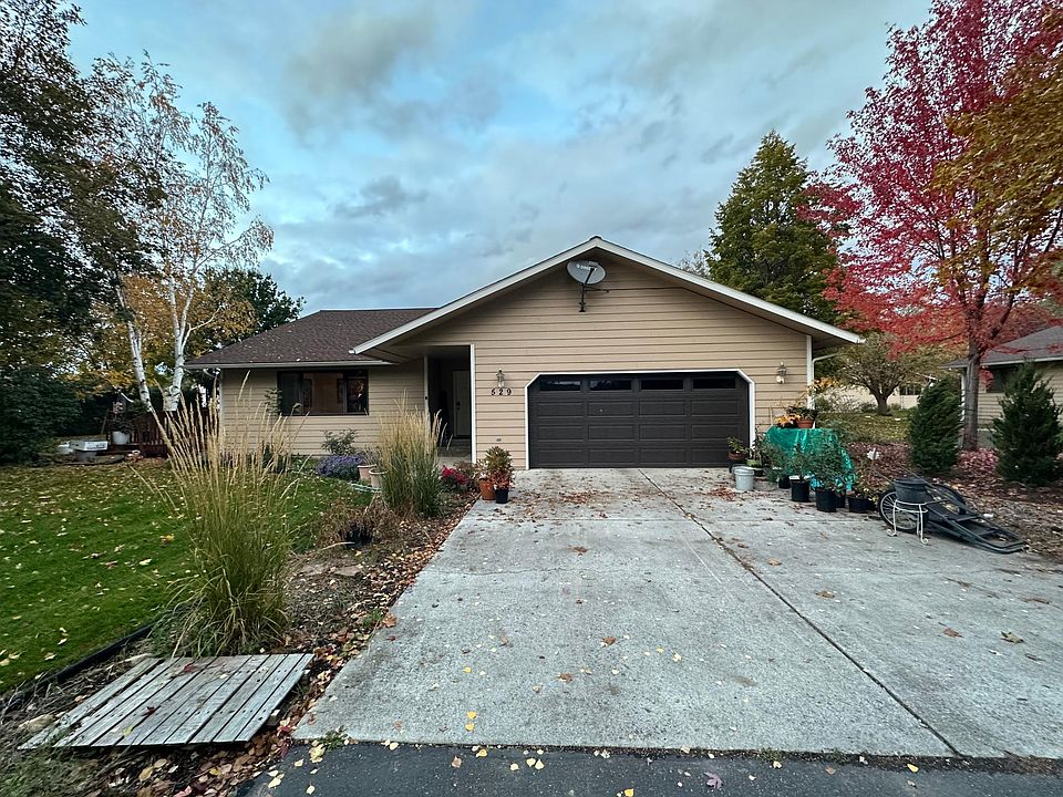 1st image of 529 Shrub Rose Ln