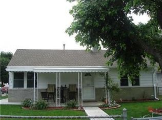 199 N 8th Ave, Beech Grove, IN 46107