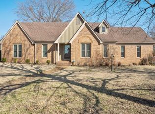 1032 Yorktown Rd, Collierville, TN 38017