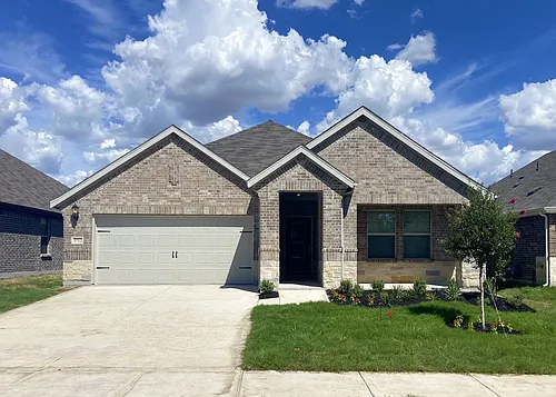 3713 Canyon Dr Photo 1