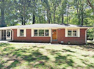 4253 Pineview Dr, Powder Springs, GA 30127