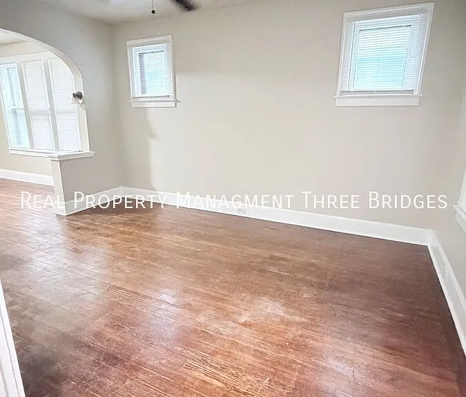 5533 Grace Ave — Photo 18