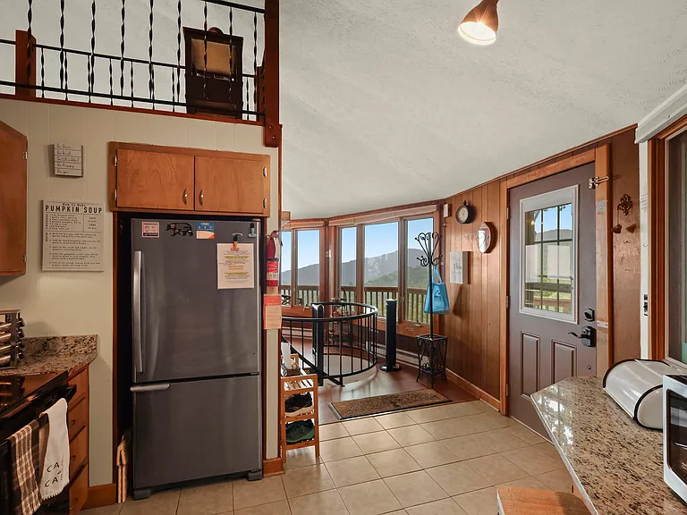 820 Pine Ridge Rd — Photo 44