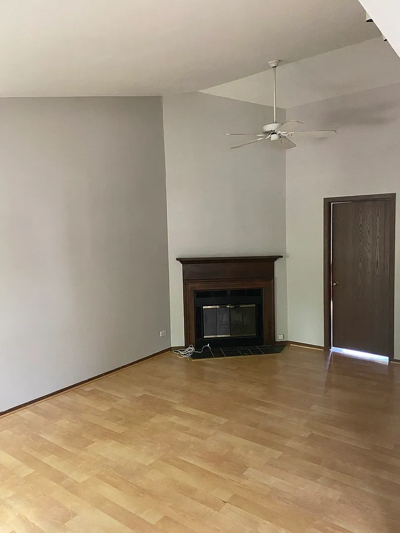 2 bed, 800 sqft, $1,800 — Photo 3