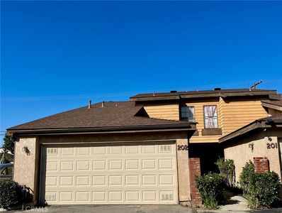 8530 Burnet Ave UNIT 202, North Hills, CA, 91343